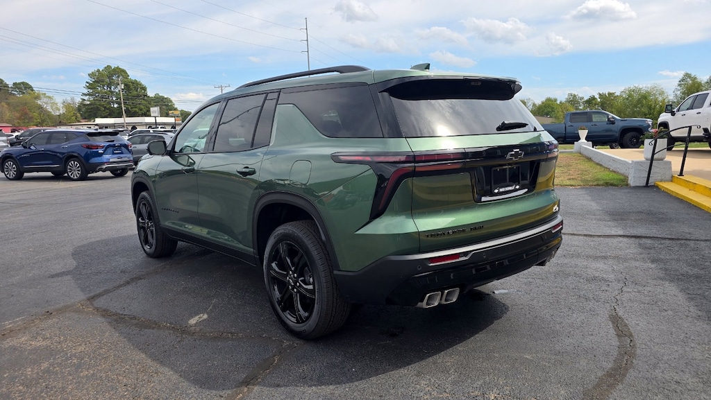 New 2027 Chevrolet Traverse LT SUV