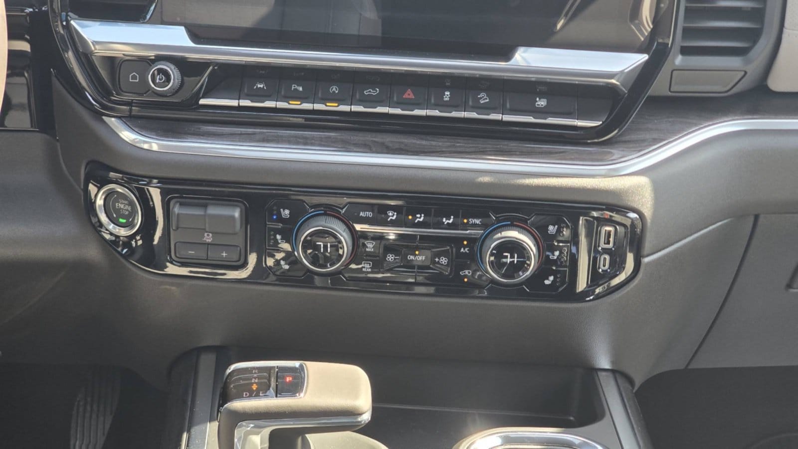 2026 Chevrolet Silverado 1500 LTZ - Photo 12