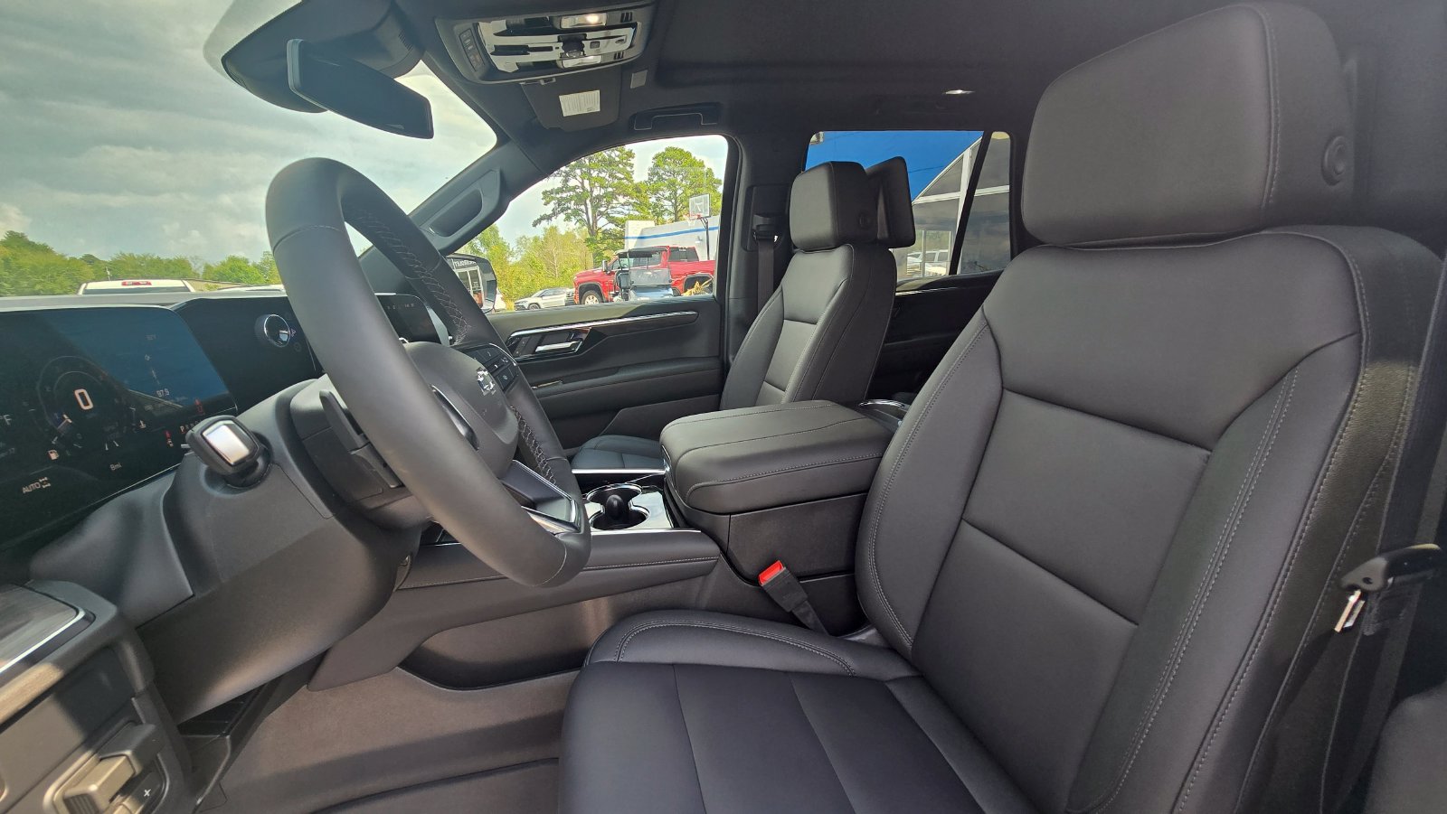 2026 Chevrolet Tahoe Z71 - Photo 9