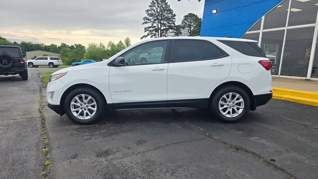 Used 2020 Chevrolet Equinox LS SUV