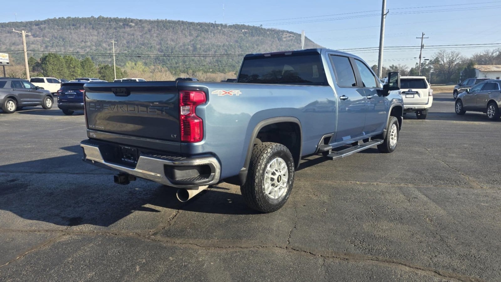 2025 Chevrolet Silverado 2500HD LT - Photo 4