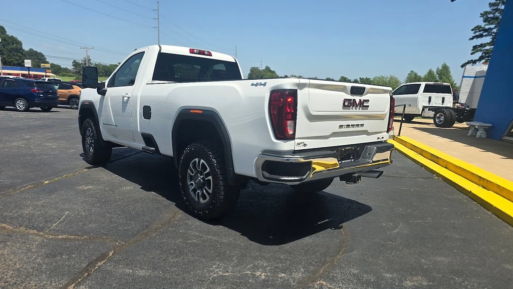 Used 2024 GMC Sierra 2500 HD SLE Truck