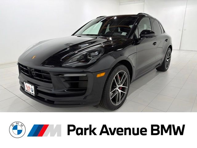 2022 Porsche Macan S