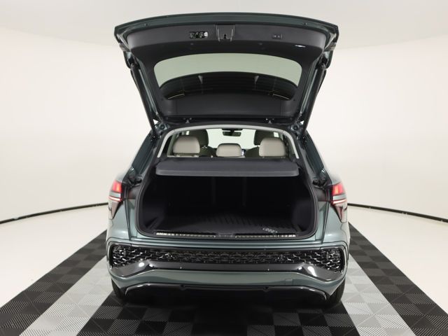 2026 Audi Q3 Base - Photo 24