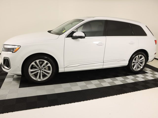 Certified 2025 Audi Q7 55 Prestige SUV