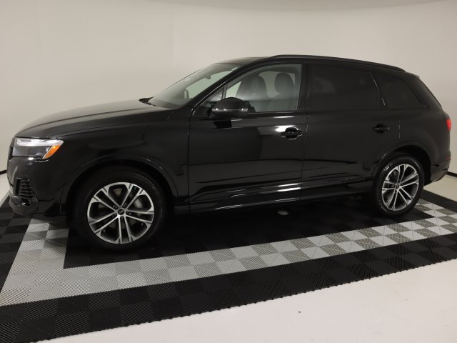 New 2026 Audi Q7 SUV