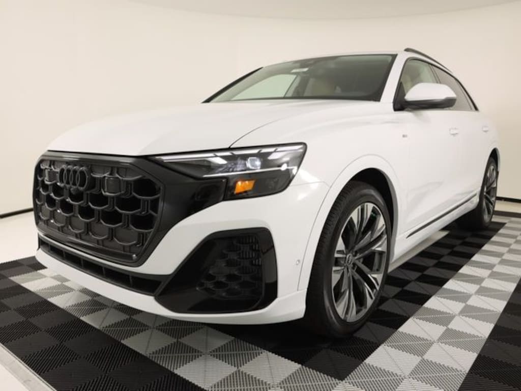 New 2026 Audi Q8 SUV