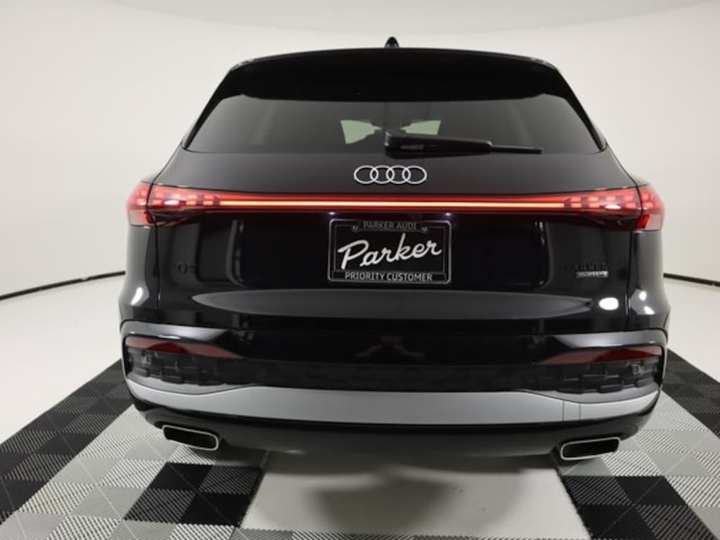 Certified 2025 Audi Q5 2.0T Premium Plus SUV