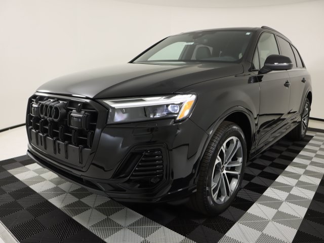 New 2026 Audi Q7 SUV