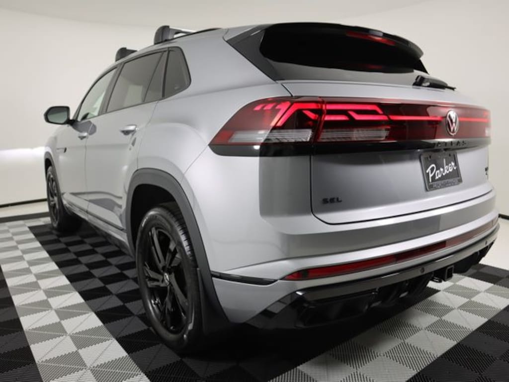 Used 2026 Volkswagen Atlas Cross Sport SEL R-Line Black SUV