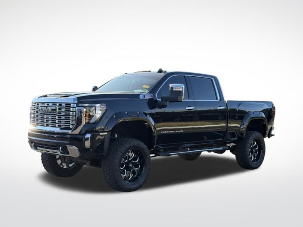 Used 2024 GMC Sierra 2500HD Denali Truck