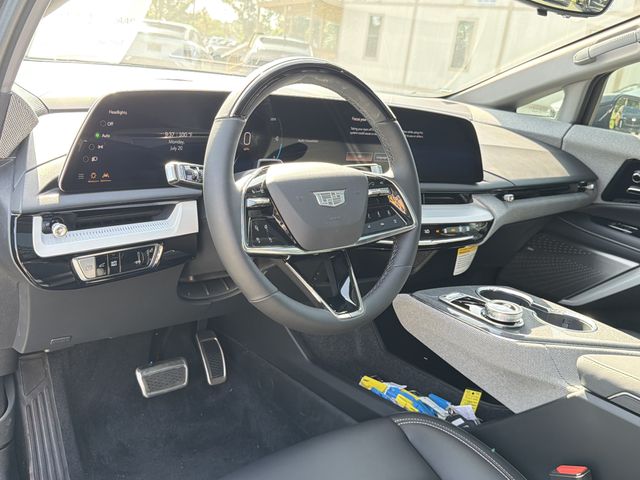 2026 Cadillac OPTIQ Sport - Photo 10