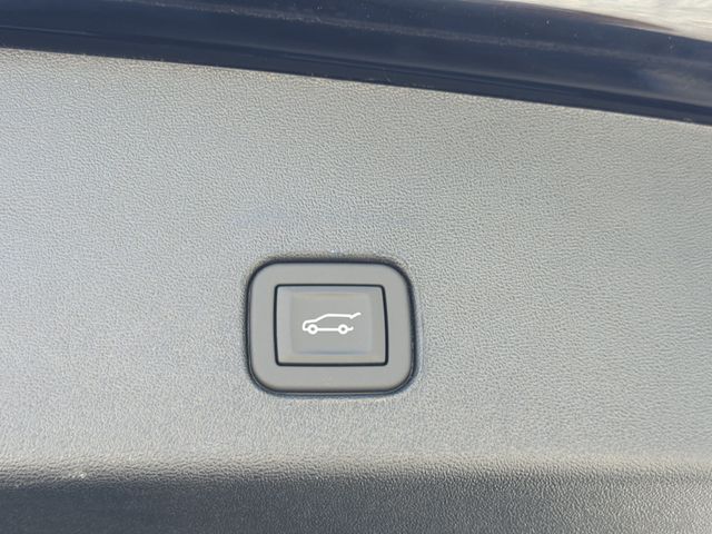 2026 Cadillac OPTIQ Sport - Photo 15