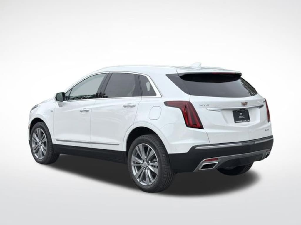 New 2026 CADILLAC XT5 Premium Luxury SUV