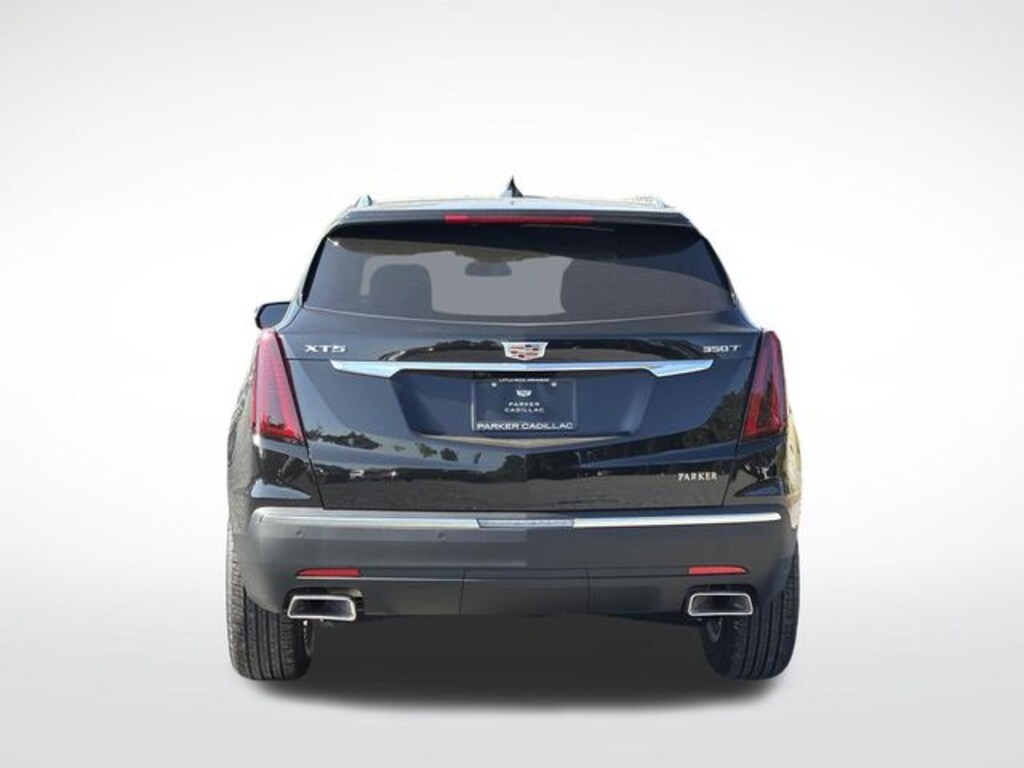New 2026 CADILLAC XT5 Luxury SUV