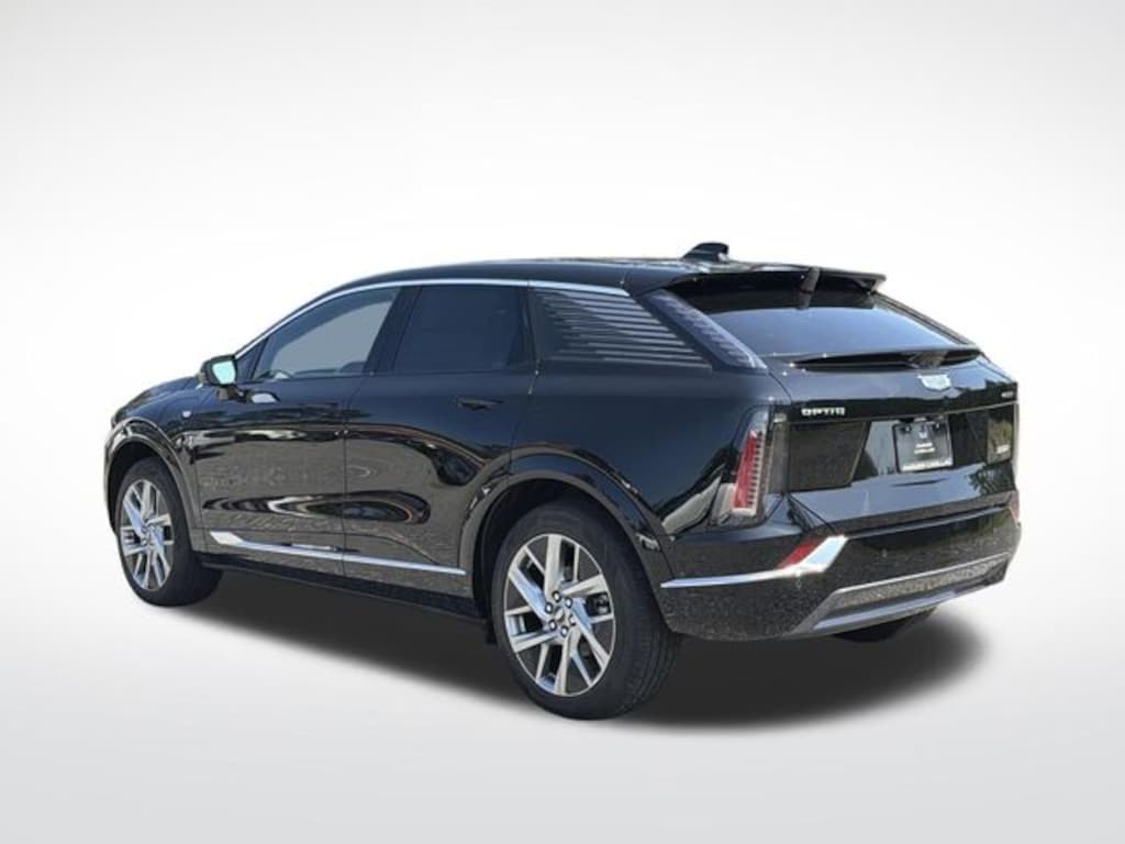 New 2026 CADILLAC OPTIQ Premium Luxury SUV