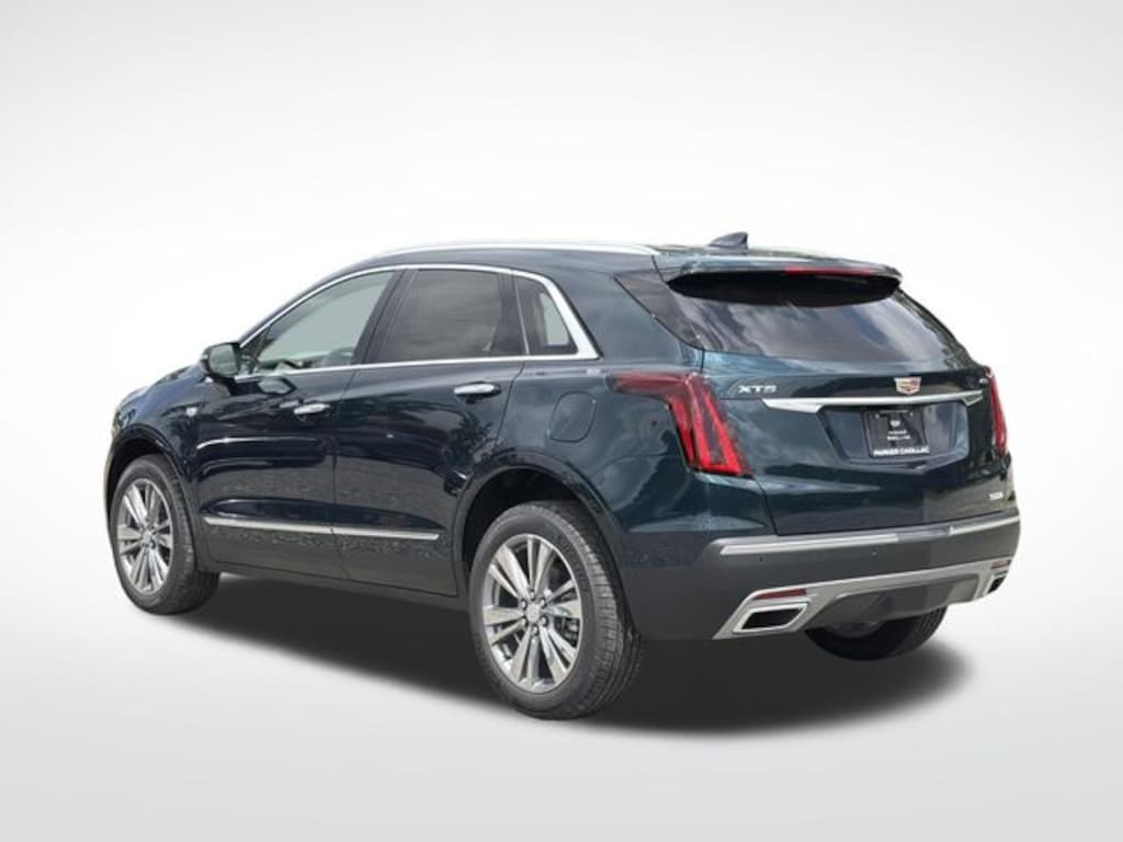 New 2026 CADILLAC XT5 Premium Luxury SUV