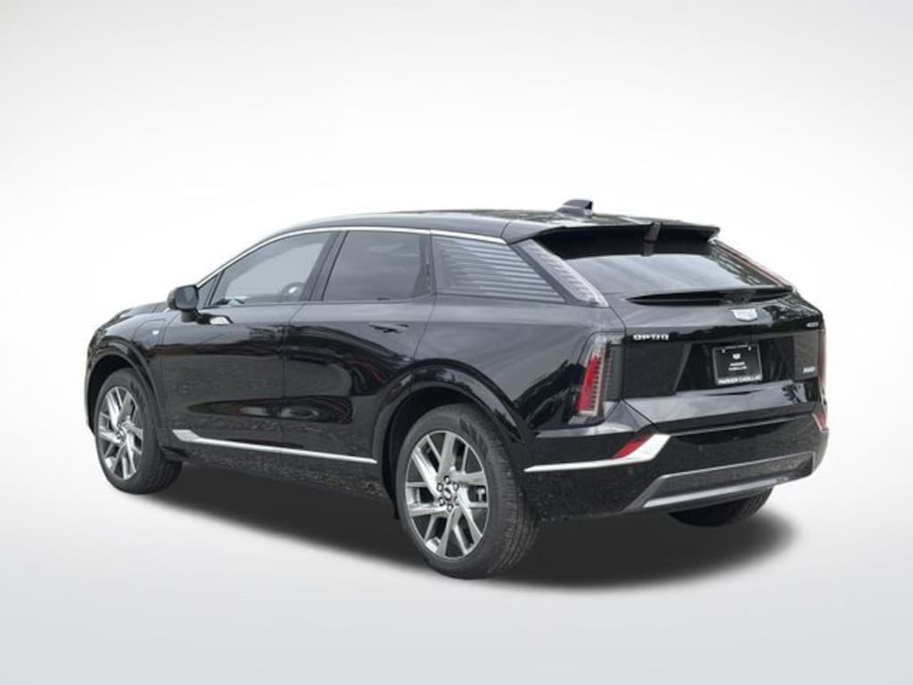 New 2026 CADILLAC OPTIQ Luxury SUV