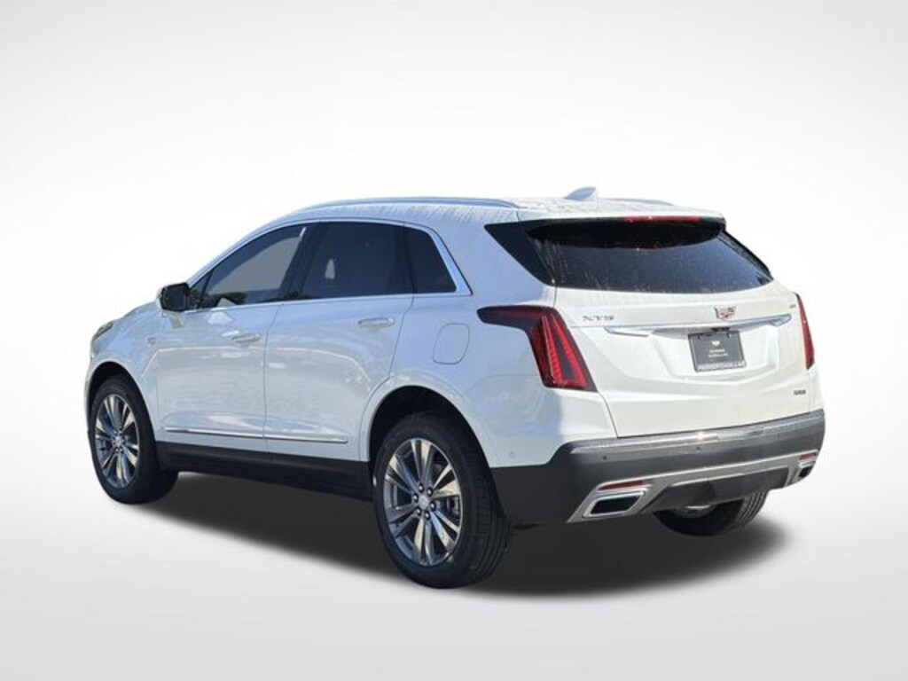 New 2026 CADILLAC XT5 Premium Luxury SUV