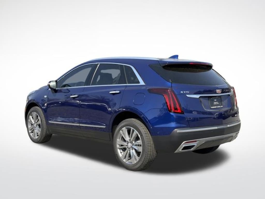 New 2026 CADILLAC XT5 Premium Luxury SUV
