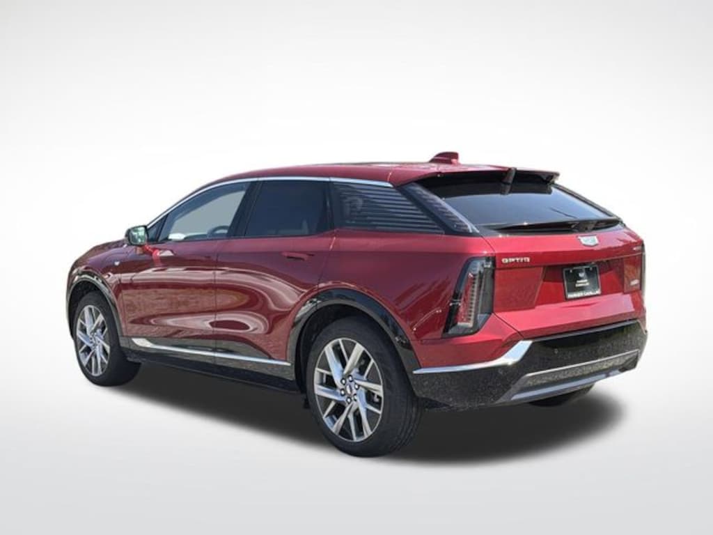 New 2026 CADILLAC OPTIQ Premium Luxury SUV