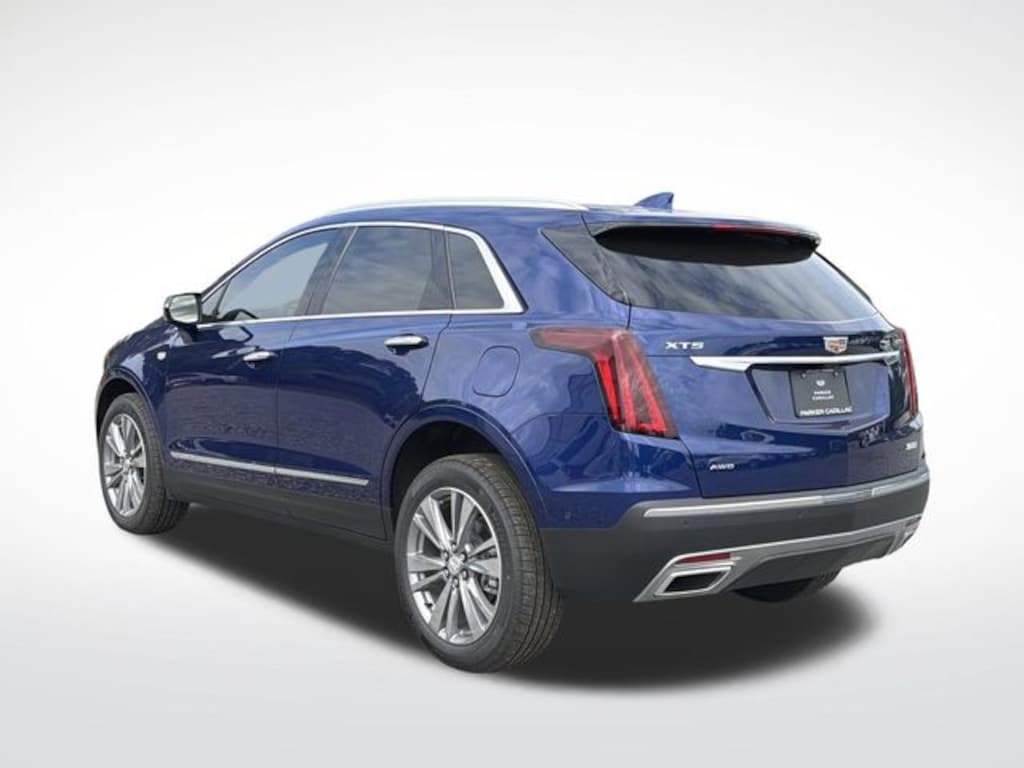 New 2026 CADILLAC XT5 Premium Luxury SUV