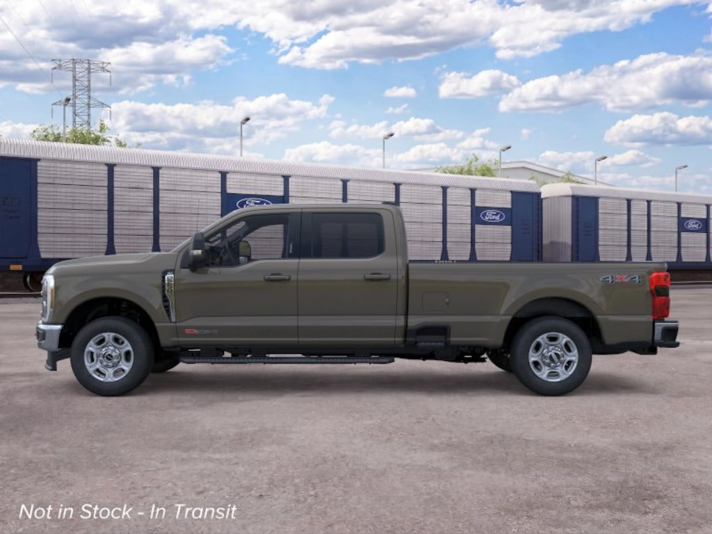 New 2026 Ford F-250 XLT Truck Crew Cab