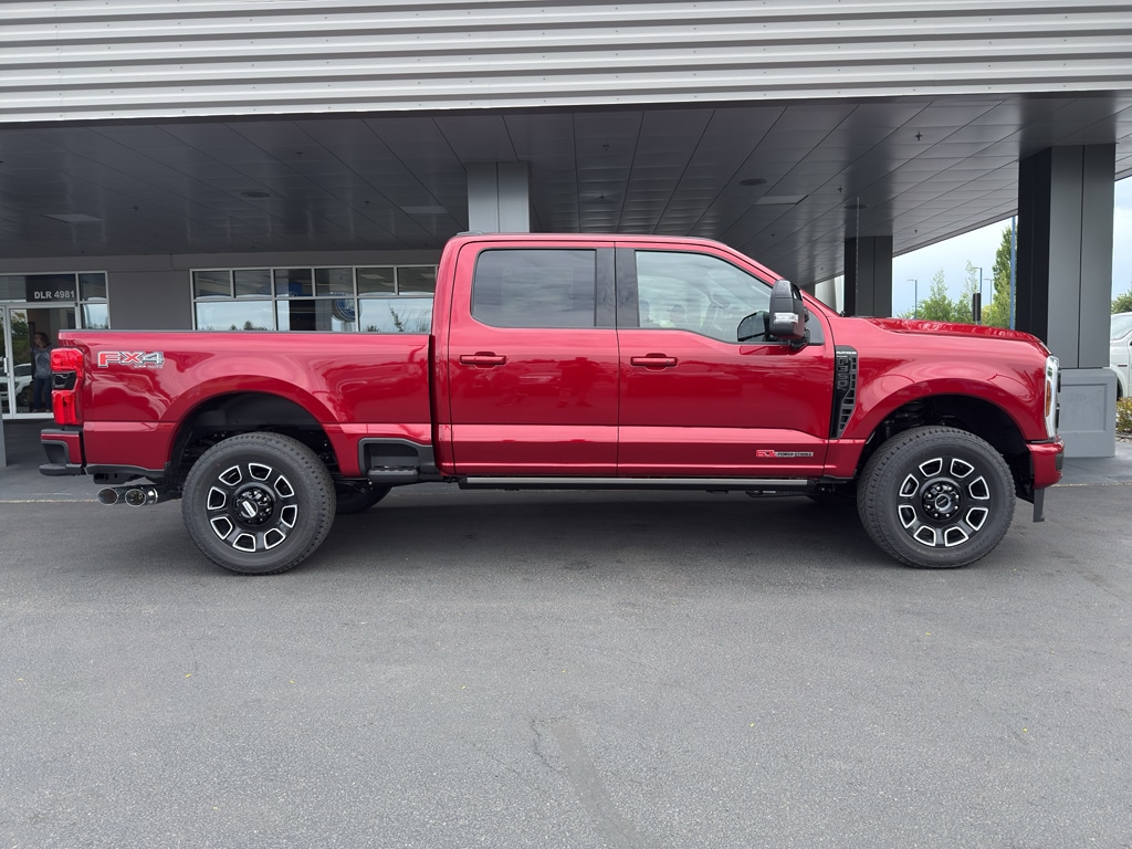 New 2026 Ford F-350 Platinum Truck Crew Cab