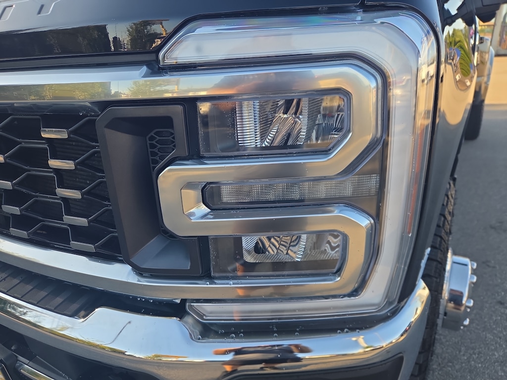 Certified 2024 Ford F-350 Lariat Super Duty CREW CAB LONG BED TRUCK