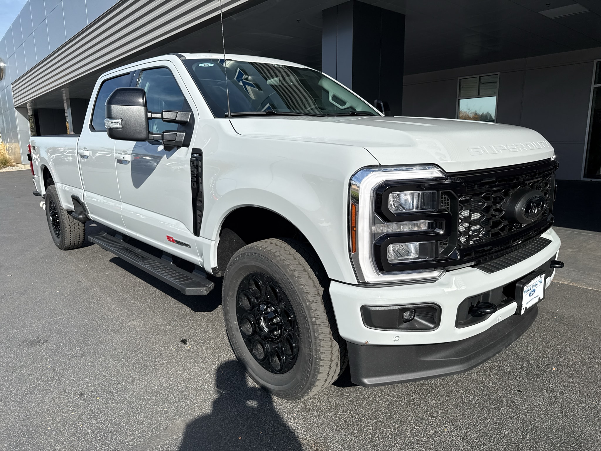 2026 Ford F-350 Super Duty Lariat
