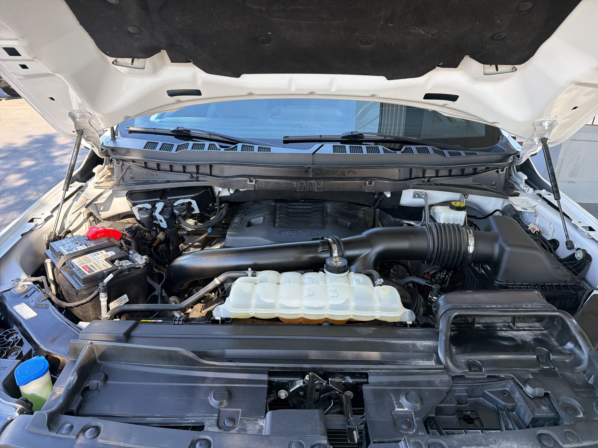 Used 2023 Ford F-150 Lariat Crew Cab