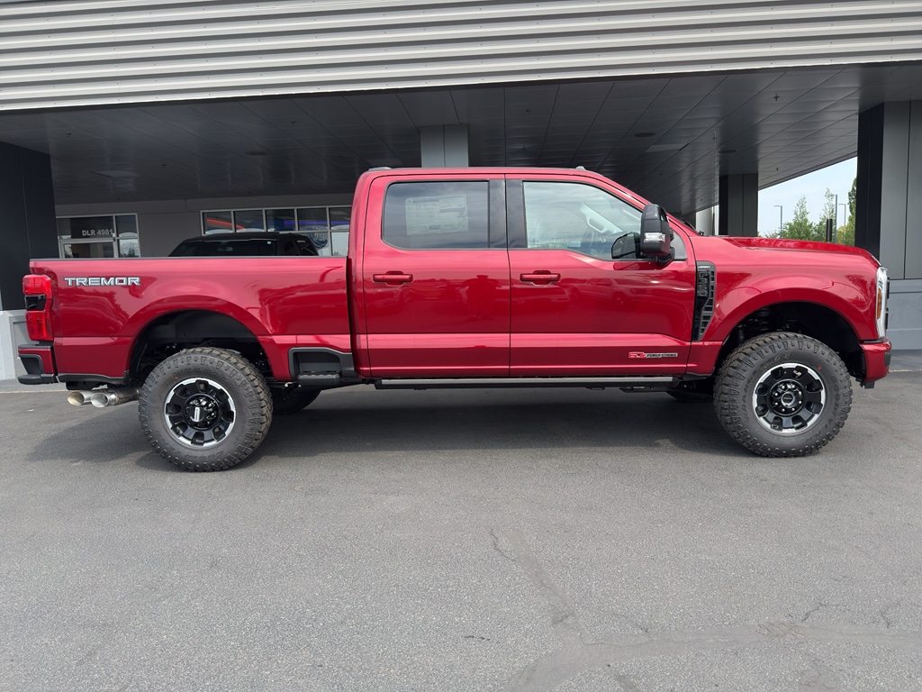 New 2026 Ford F-350 Lariat Truck Crew Cab