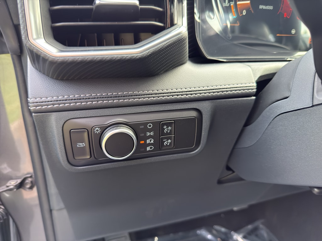2025 Ford Mustang EcoBoost Premium Fastback - Photo 17