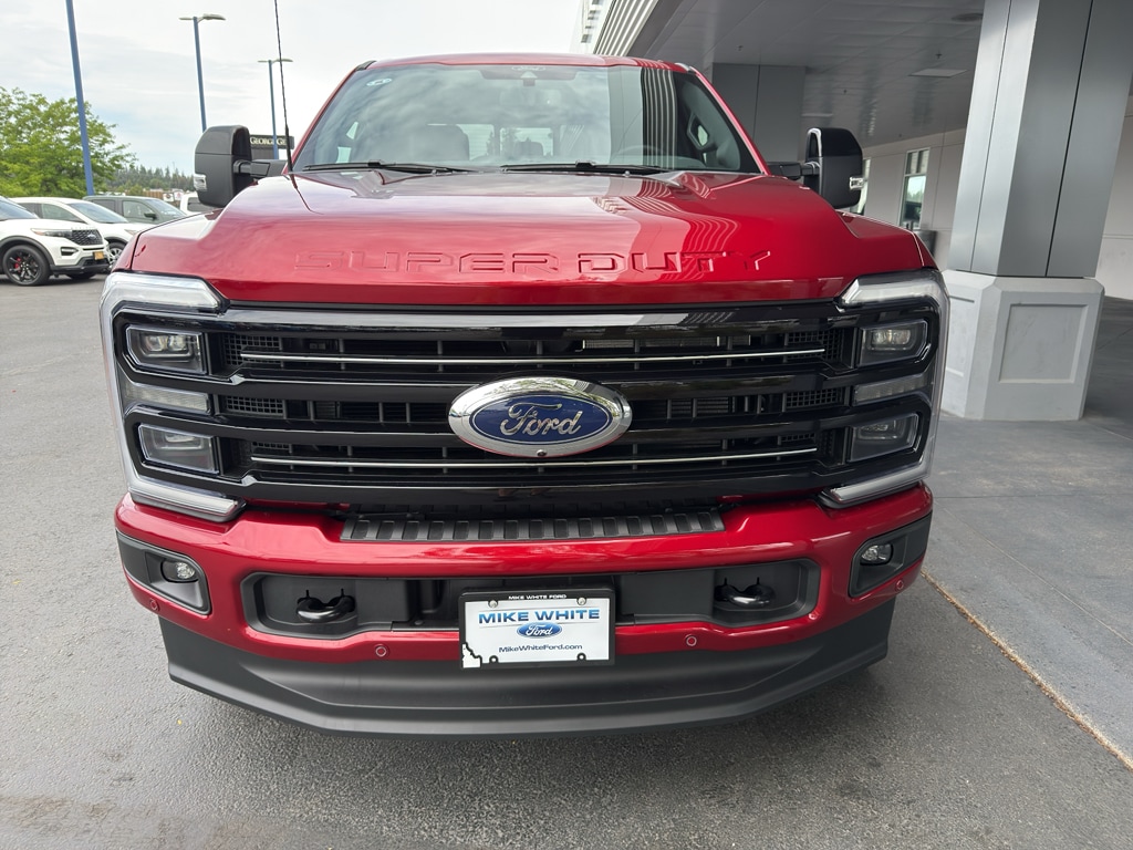 New 2026 Ford F-350 Platinum Truck Crew Cab