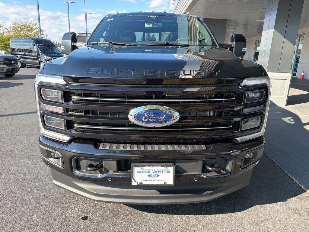 New 2026 Ford F-350 Platinum Truck Crew Cab