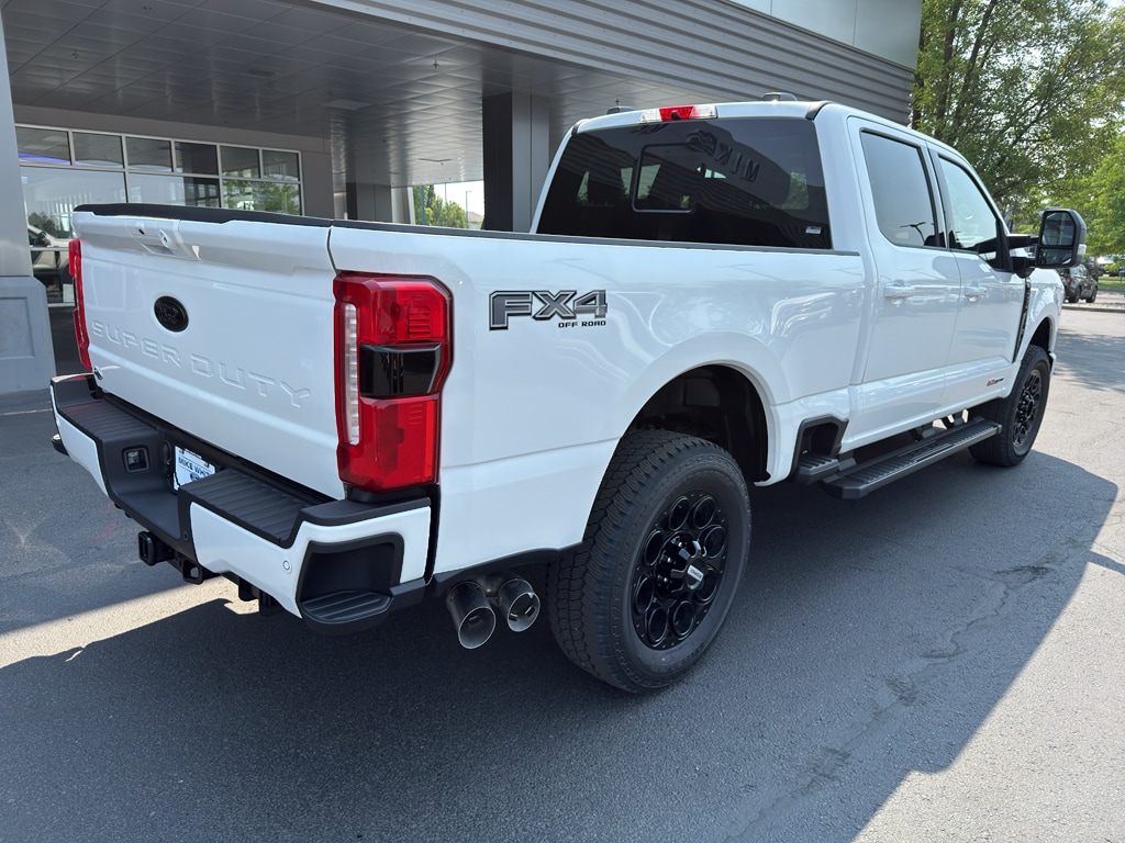 New 2026 Ford F-250 Lariat Truck Crew Cab