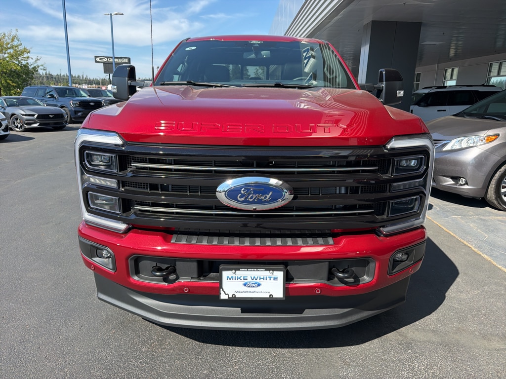 New 2026 Ford F-350 Platinum Truck Crew Cab