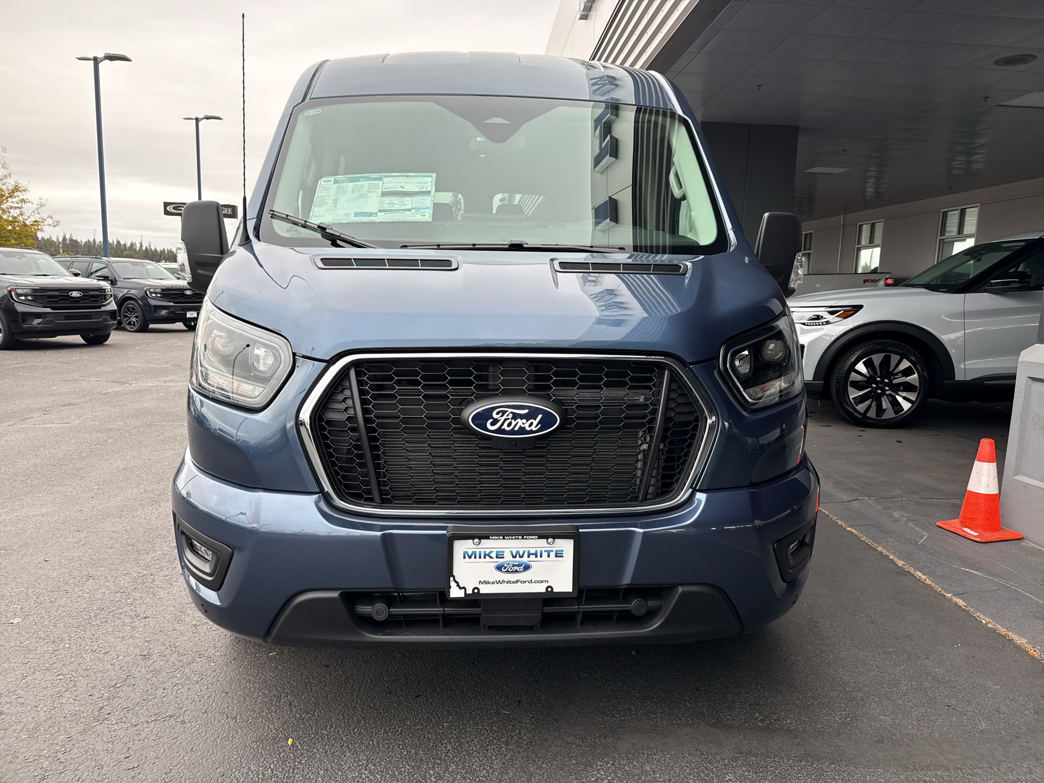 New 2026 Ford Transit-350 Passenger Wagon Medium Roof Van