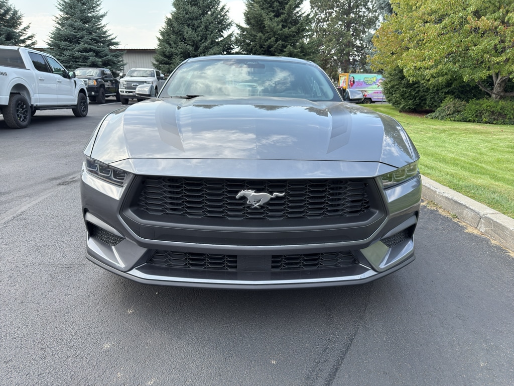 2025 Ford Mustang EcoBoost Premium Fastback - Photo 2