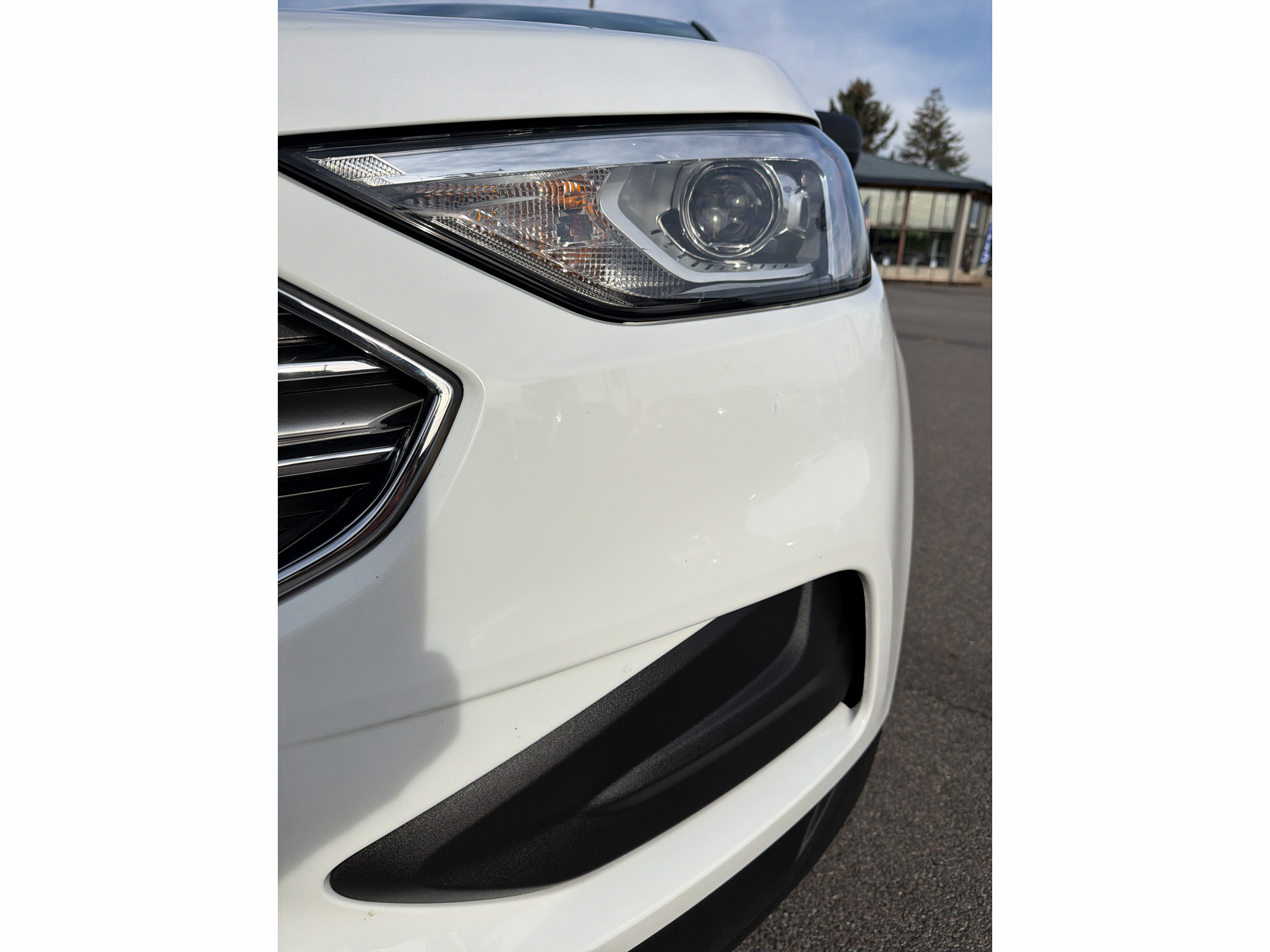 Used 2022 Ford Edge SE SUV
