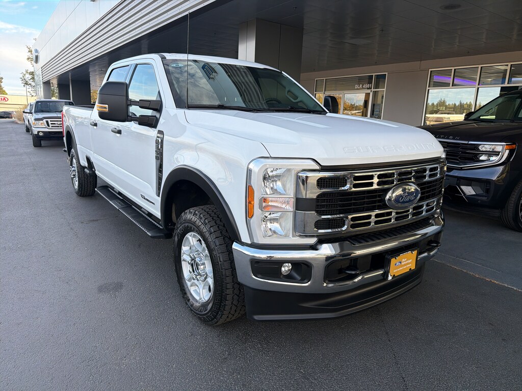 Used 2025 Ford F-350 XLT Crew Cab