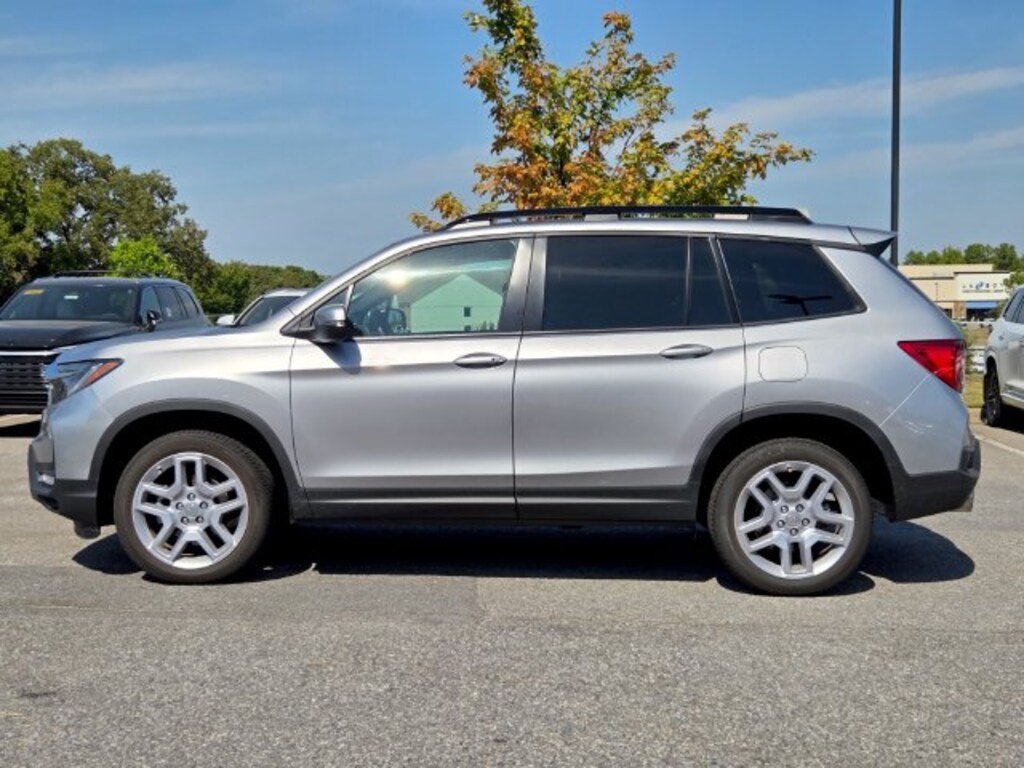 Used 2025 Honda Passport EX-L SUV