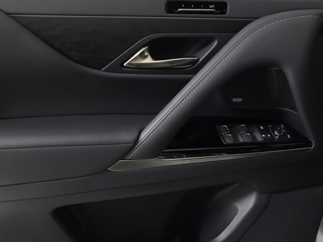 2026 Lexus LX 600 Luxury - Photo 11