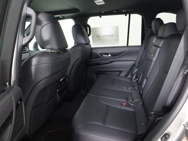 2026 Lexus LX 600 Luxury - Photo 15