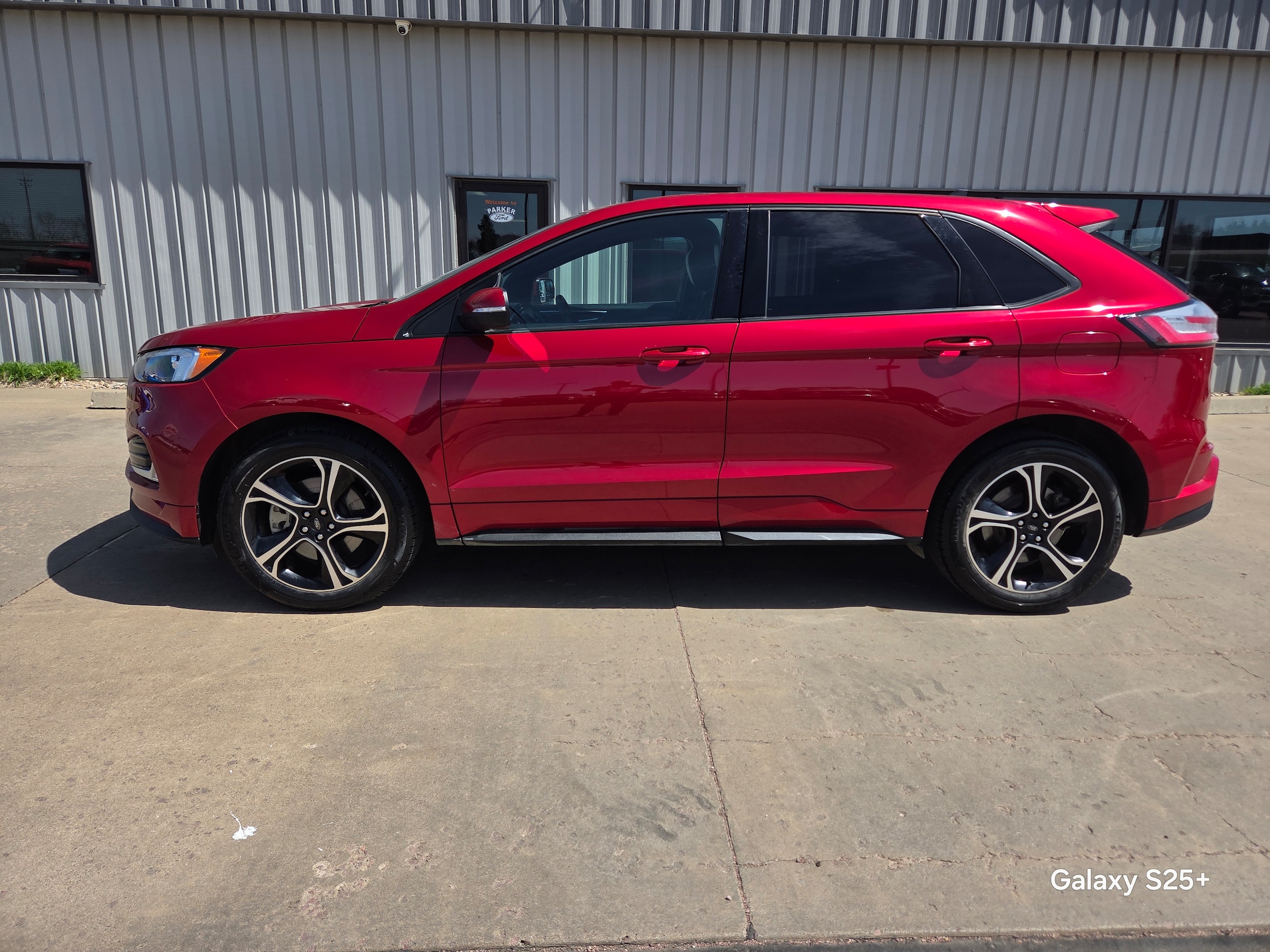 2020 Ford Edge ST