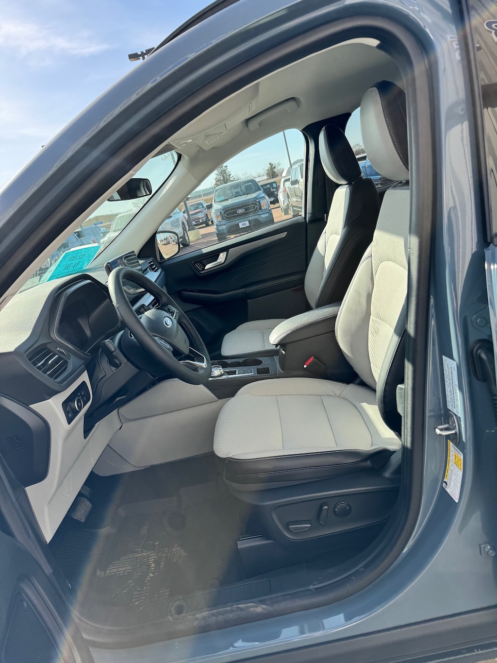 New 2024 Ford Escape Plug-in Hybrid SUV
