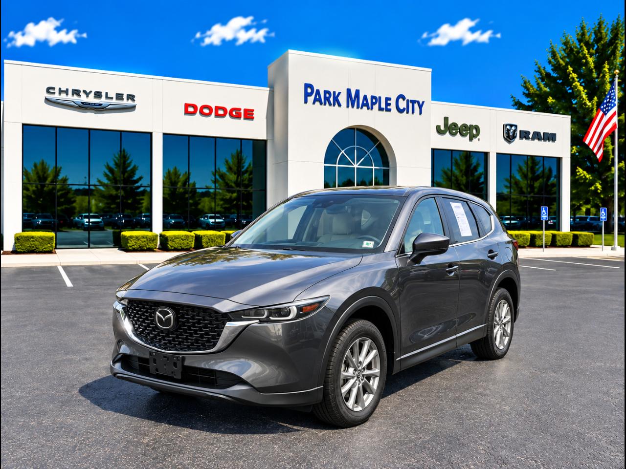 2022 Mazda CX-5 S Preferred package