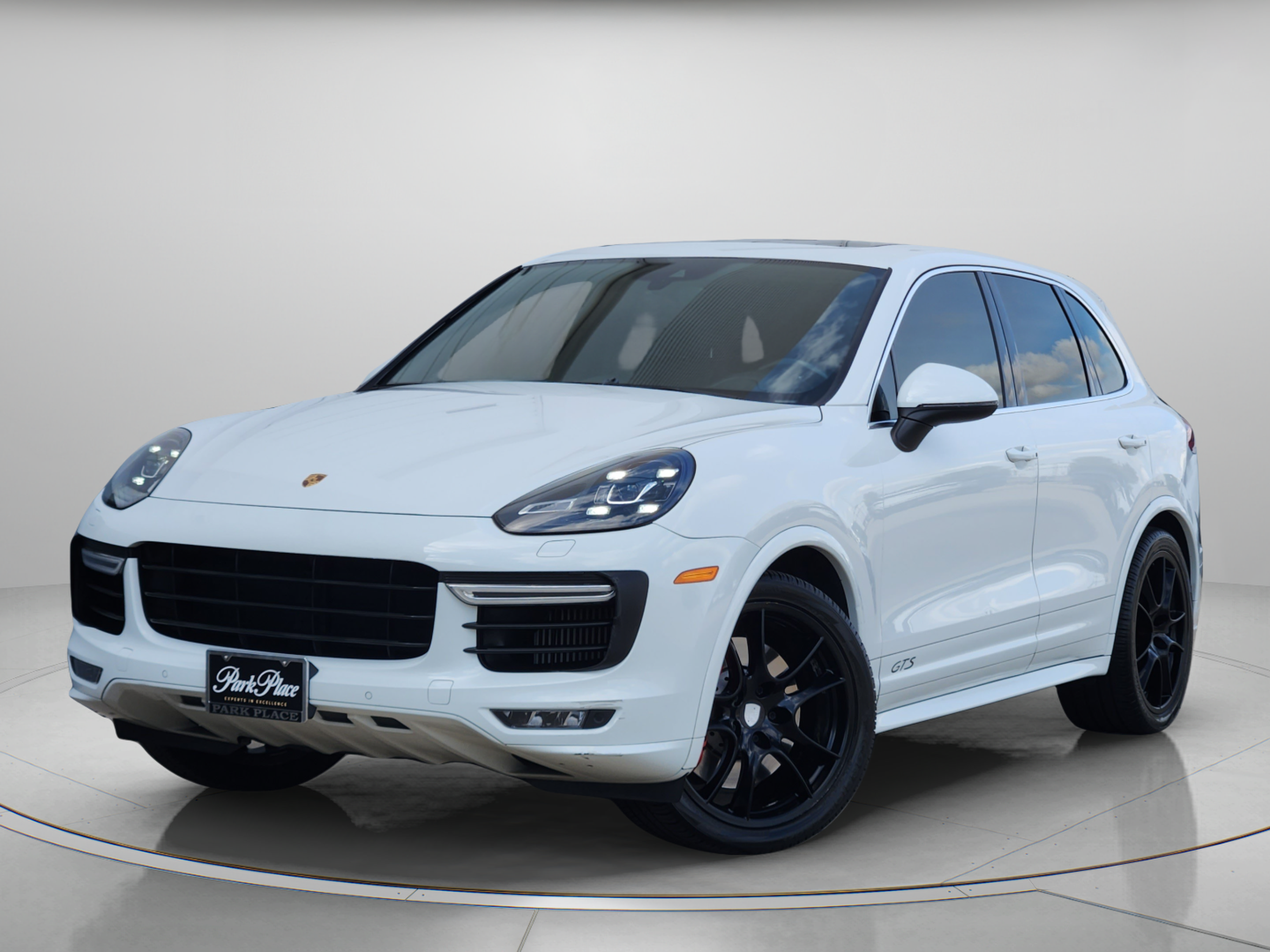 2016 Porsche Cayenne GTS