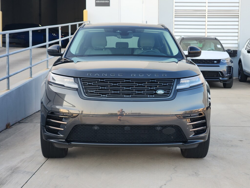 Used 2025 Land Rover Range Rover Velar Dynamic SE SUV