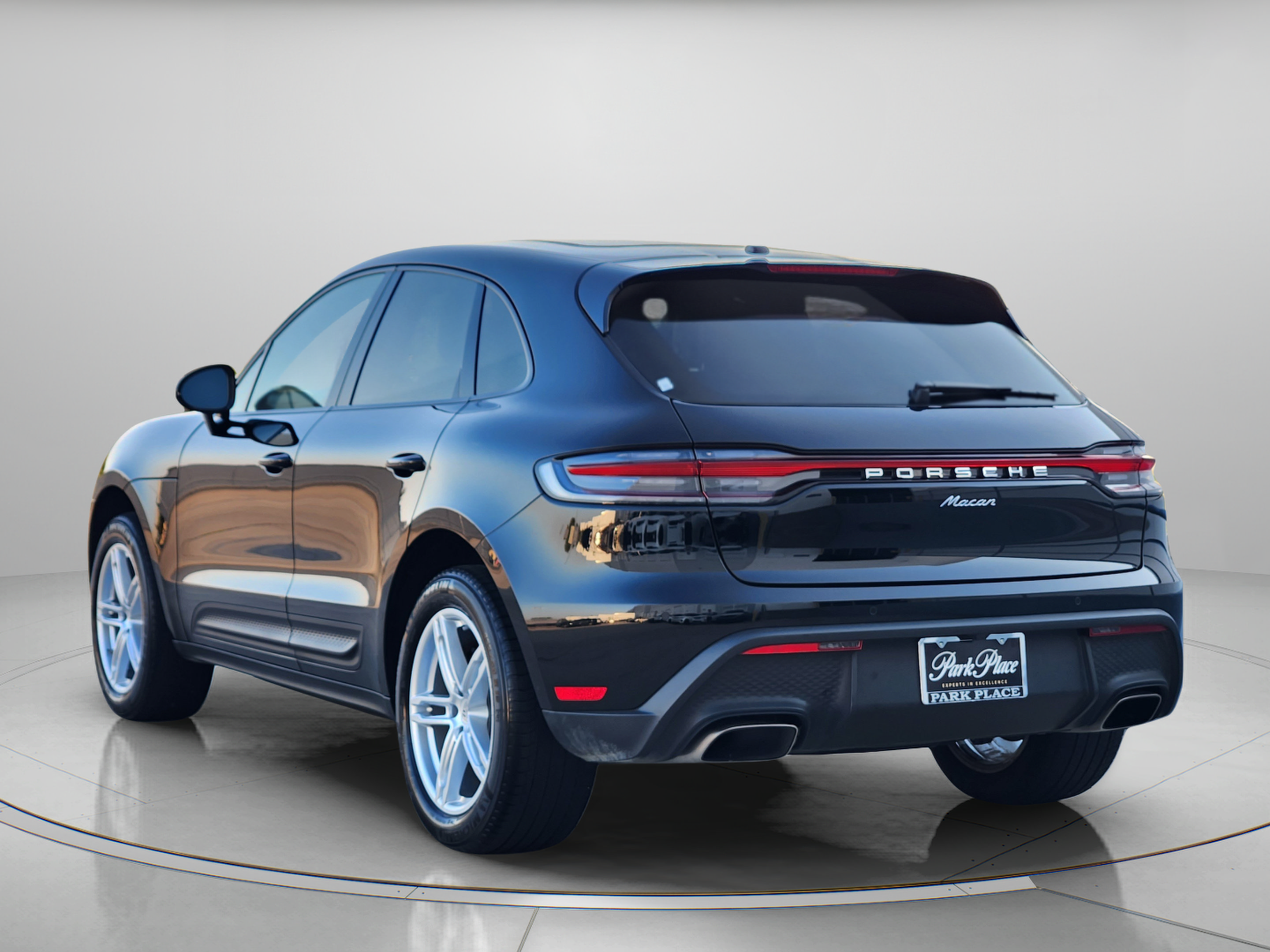 Used 2024 Porsche Macan SUV